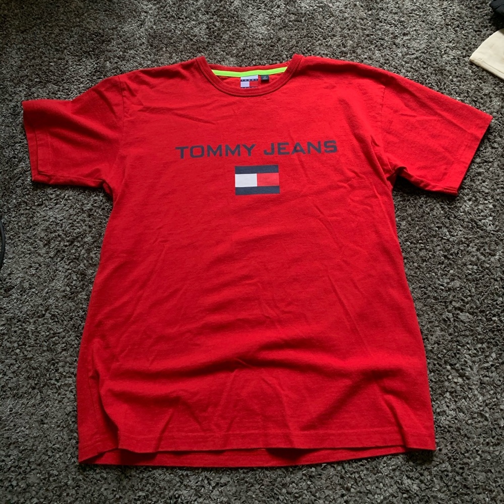 Tommy Hilfiger t shirt